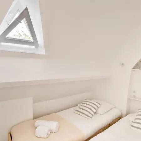 Holiday home La Deferlante - Maison Familiale A Cancale